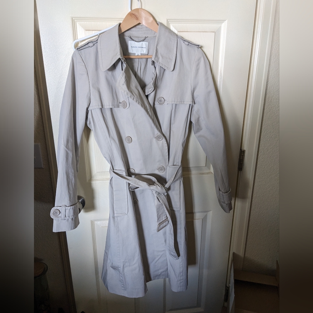 Banana Republic Trench Coat - Large